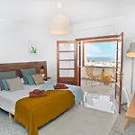 Pilar Βίλα Πουέρτο Ντελ Κάρμεν