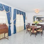 Pilar Villa *