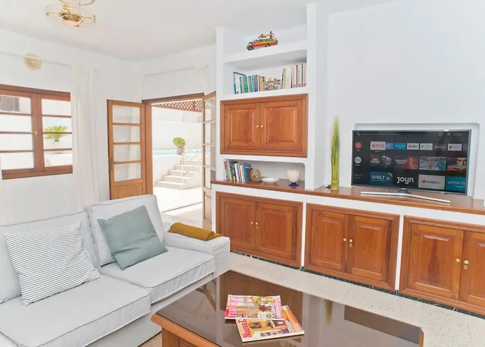 Pilar Villa Puerto del Carmen (Lanzarote)