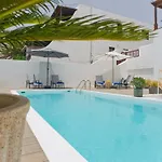 Pilar Villa *